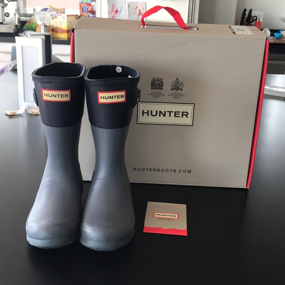 Hunter size 13 kids boots